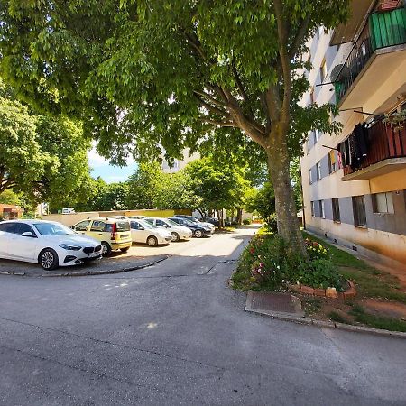 Green City Point Apartment Pula Exterior photo